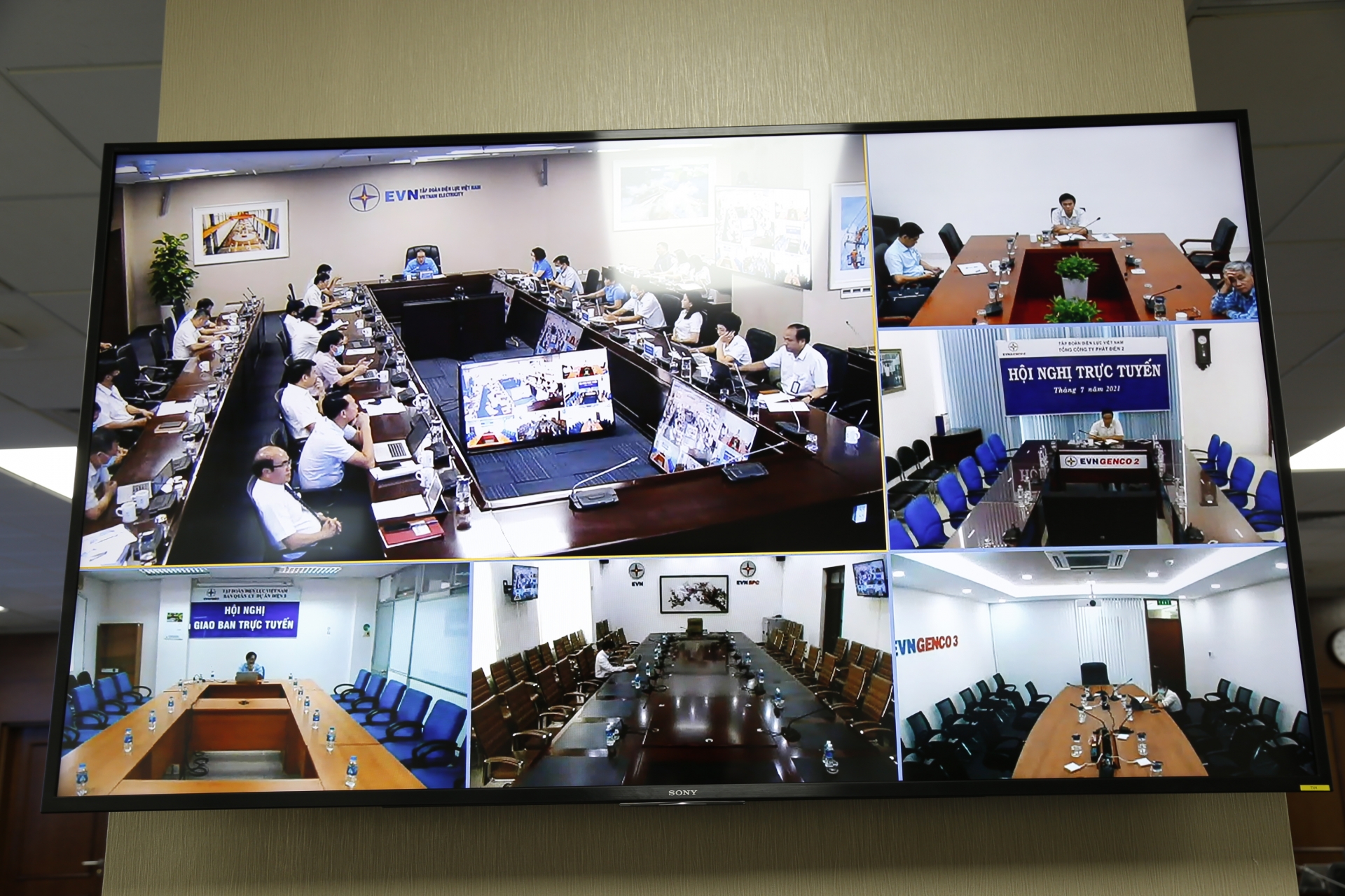 Công đoàn ĐLVN: Nhiều chỉ tiêu đạt và vượt kế hoạch cả năm Tổng LĐLĐ Việt Nam giao