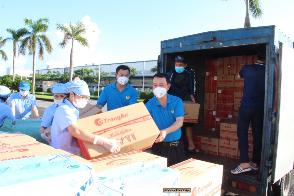 Hà Nội thí điểm “Xe buýt siêu thị 0 đồng” phục vụ công nhân Hà Nội thí điểm “Xe buýt siêu thị 0 đồng” phục vụ công nhân