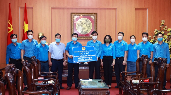 Không để doanh nghiệp và lao động phải thêm thủ tục hưởng hỗ trợ Covid-19