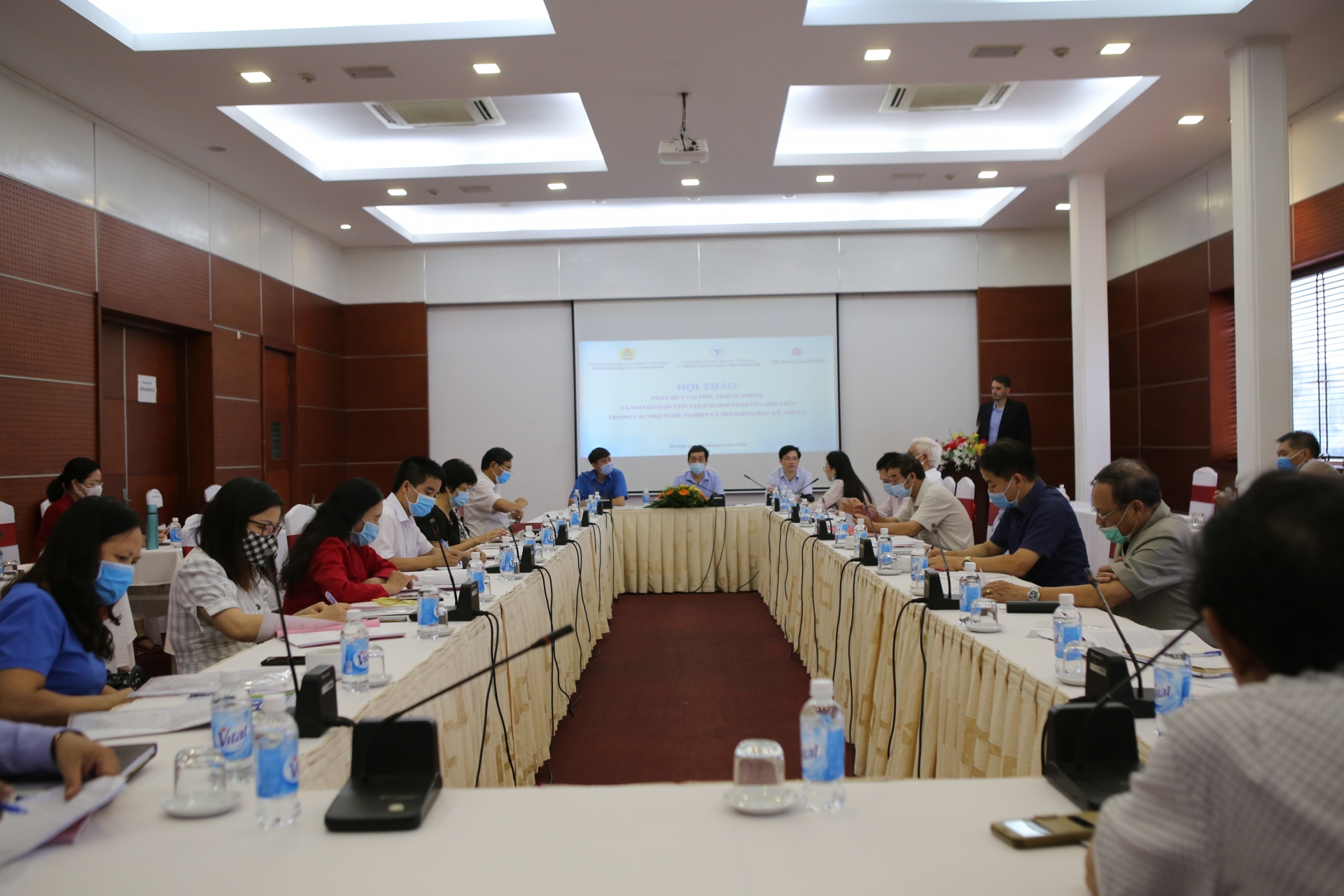 Hội thảo có sự tham gia của đai diện các tổ chức hội nghề nghiệp, hội khoa học kỹ thuật trong cả nước 1432 img 0558