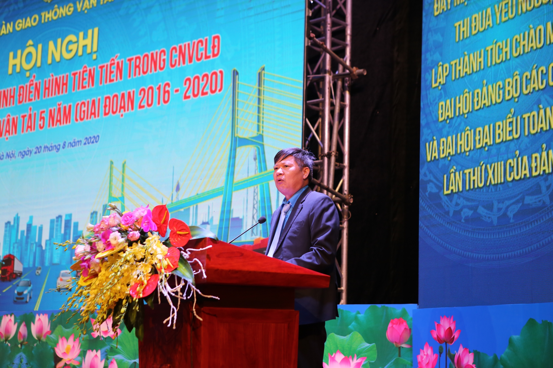 Tôn vinh 104 điển hình tiên tiến ngành Giao thông Vận tải giai đoạn 2016 – 2020 3114 img 0652