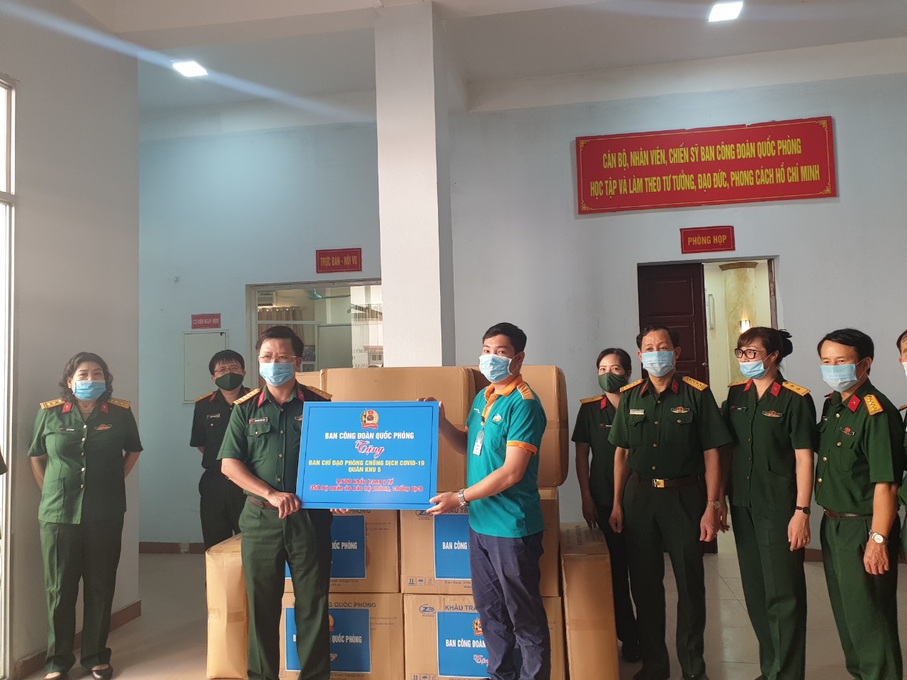 5509 z2044851754438 cca8d9f5da1a123250a1ae8d53251c6d