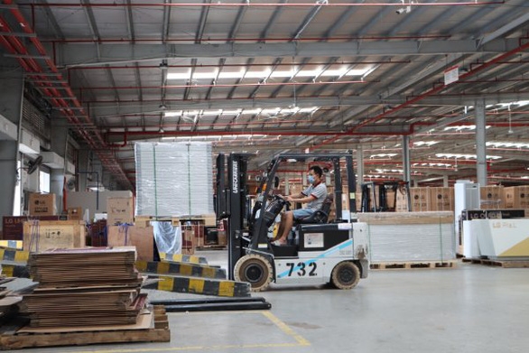 Công nhân thực hiện “3 cùng”: Cuộc sống bị xáo trộn nhưng cần cố gắng vì sự an toàn Công nhân thực hiện “3 cùng”: Cuộc sống bị xáo trộn nhưng cần cố gắng vì sự an toàn