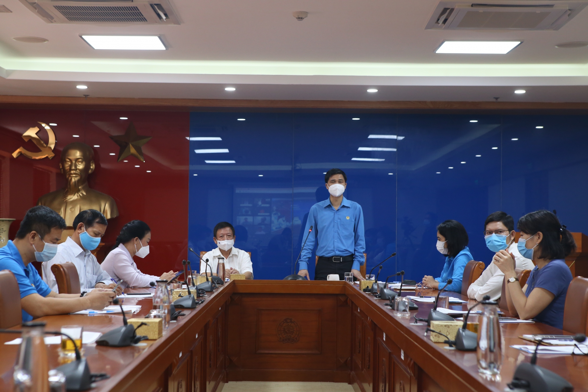 Phát động cuộc thi sáng tác ca khúc “Giai điệu nơi tuyến đầu” Phát động cuộc thi sáng tác ca khúc “Giai điệu nơi tuyến đầu”