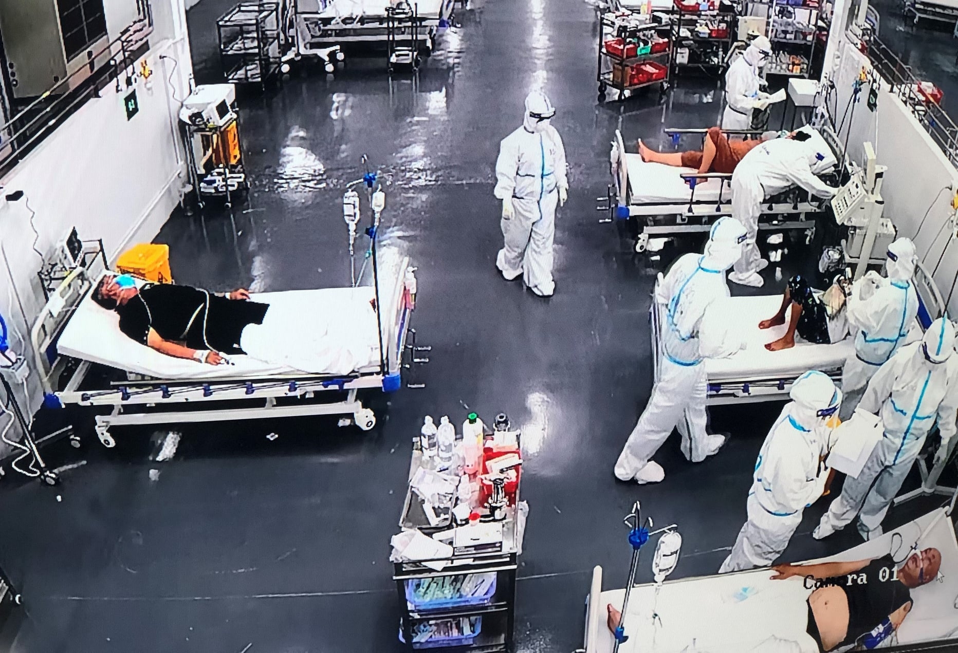 Đưa kỹ thuật hiện đại vào điều trị bệnh nhân Covid nặng Đưa kỹ thuật hiện đại vào điều trị bệnh nhân Covid nặng