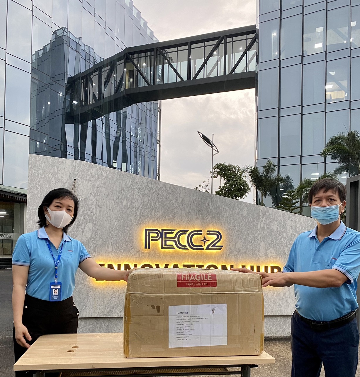 Hỗ trợ thuốc và vật tư y tế cho các đơn vị ngành Điện phía Nam