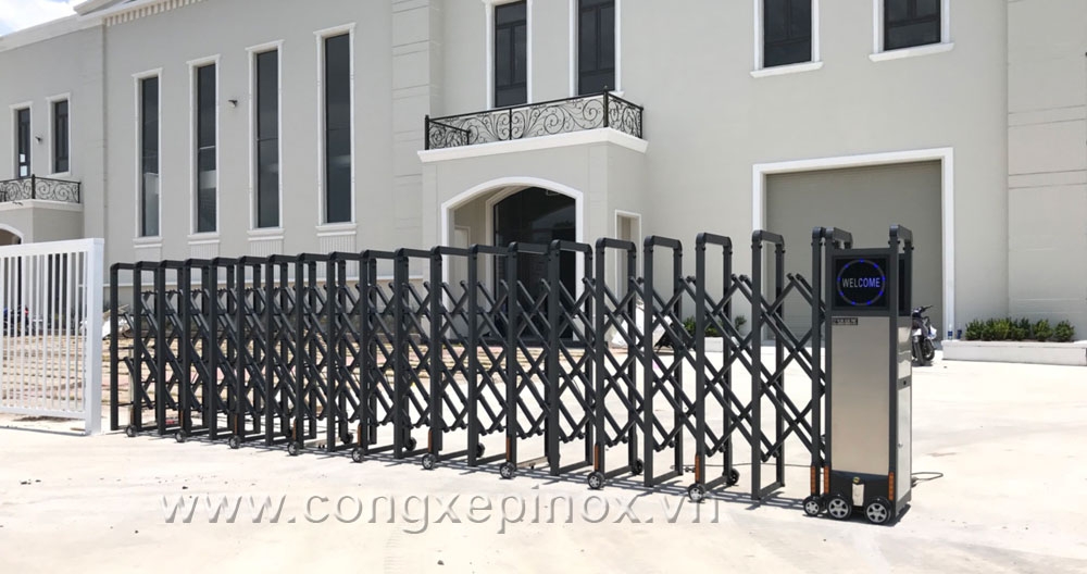 Cổng xếp inox, barie tự động Trường Hưng Phát: An toàn và bền đẹp