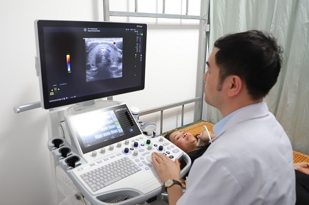 Hơn 300 CNLĐ Quảng Ninh được khám phát thuốc miễn phí từ mô hình “Sức khỏe của bạn”