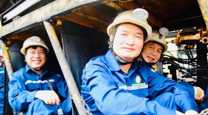 Cháy Cung Việt Xô và cảm xúc tình cảm tiếc nuối, xót xa của cán bộ Công đoàn chay cung viet xo va cam xuc tinh cam tiec nuoi xot xa cua can bo cong doan