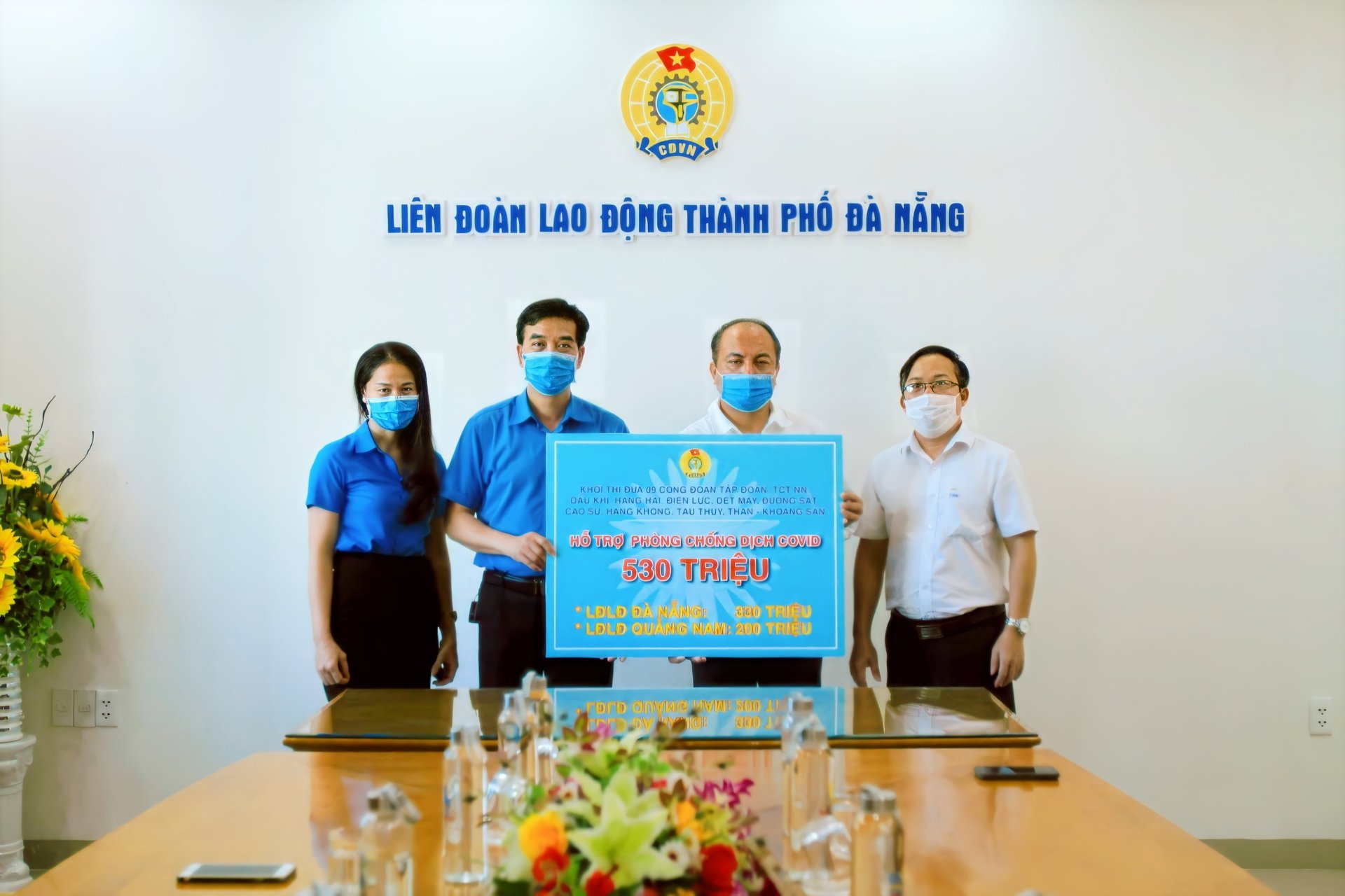 Liên đoàn Lao động thành phố Đà Nẵng và Liên đoàn Lao động tỉnh Quảng Nam tiếp nhận hỗ trợ 4927 118406109 705297416738637 8105938390608947222 o