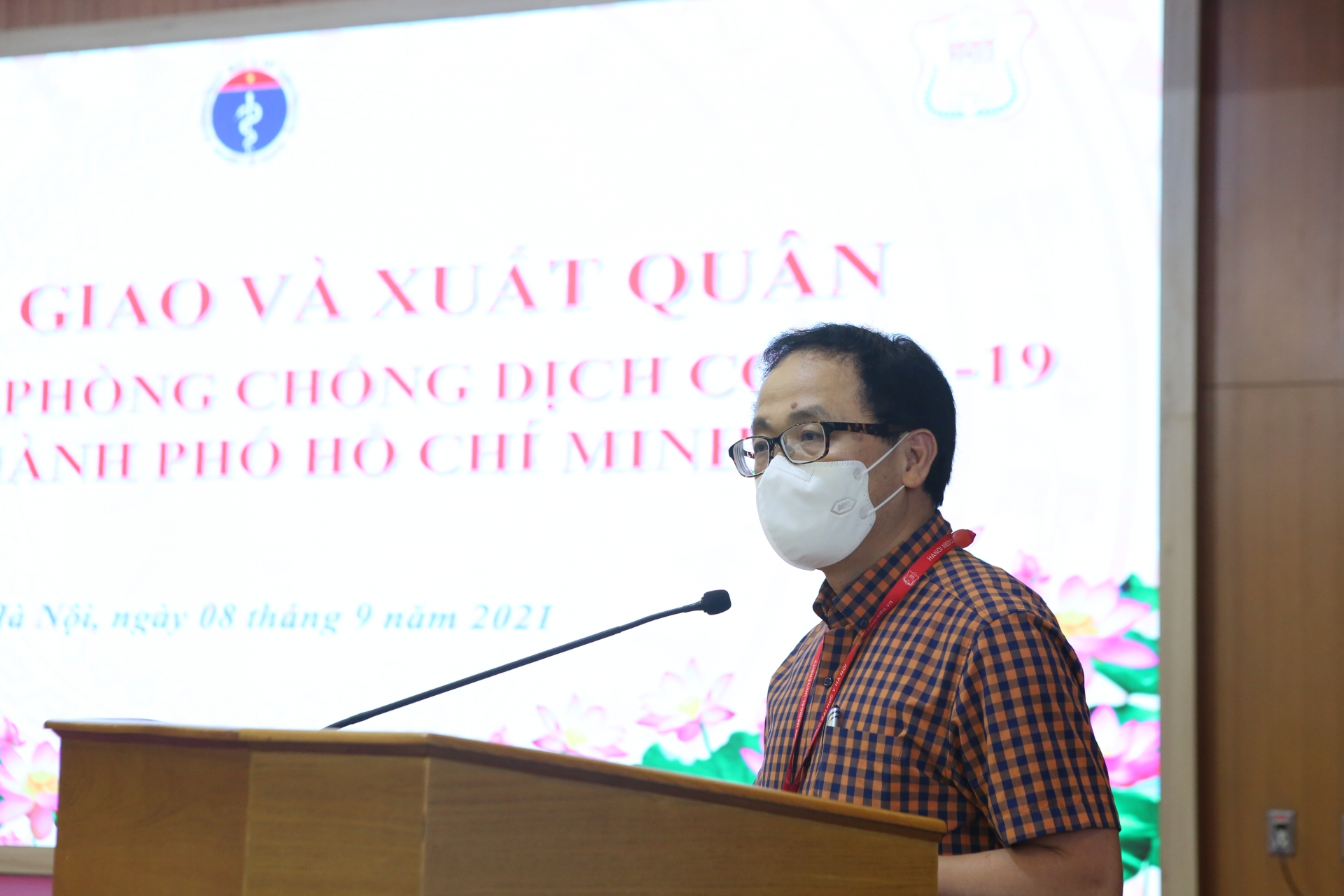 Vào “chảo lửa”, chúng em hi vọng dịch bệnh sớm được đẩy lùi! Vào “chảo lửa”, chúng em hi vọng dịch bệnh sớm được đẩy lùi!