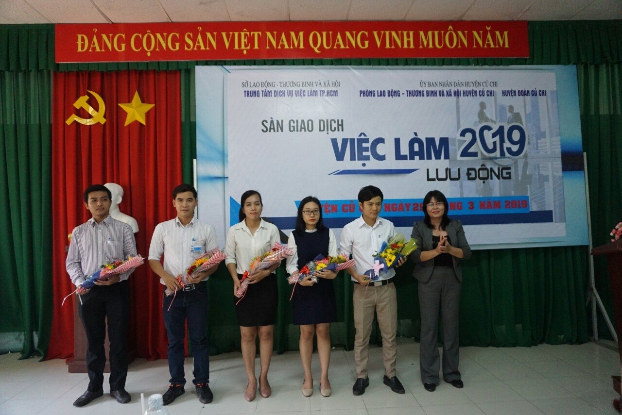 “Công nhân trả lời phỏng vấn theo bản năng, chưa trả lời theo kỹ năng nên dễ mất điểm”