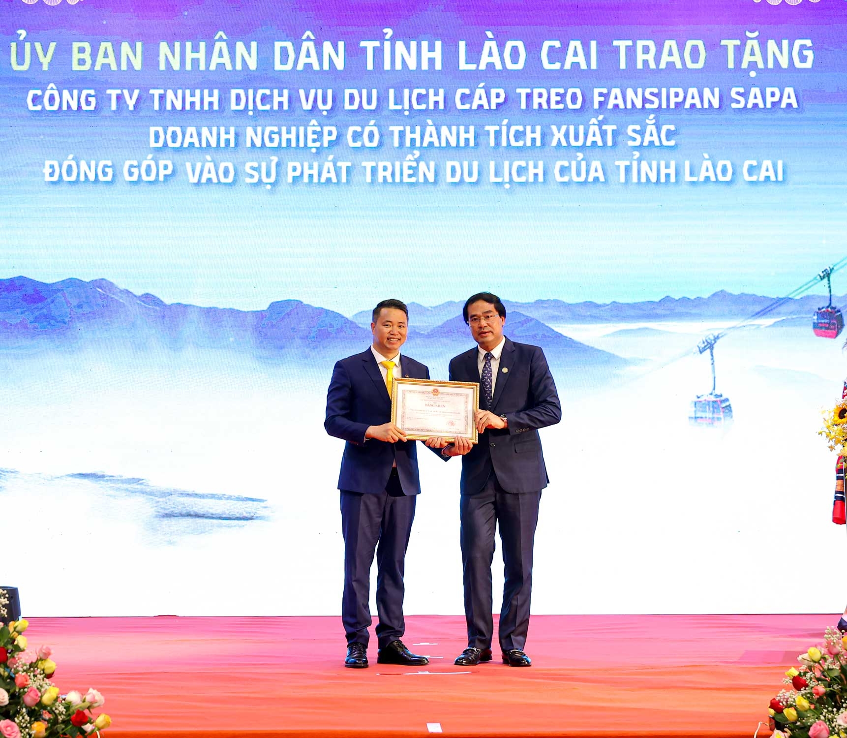 Kinh tế Lào Cai bứt phá như thế nào sau 5 năm đầu tư cho du lịch Kinh tế Lào Cai bứt phá như thế nào sau 5 năm đầu tư cho du lịch