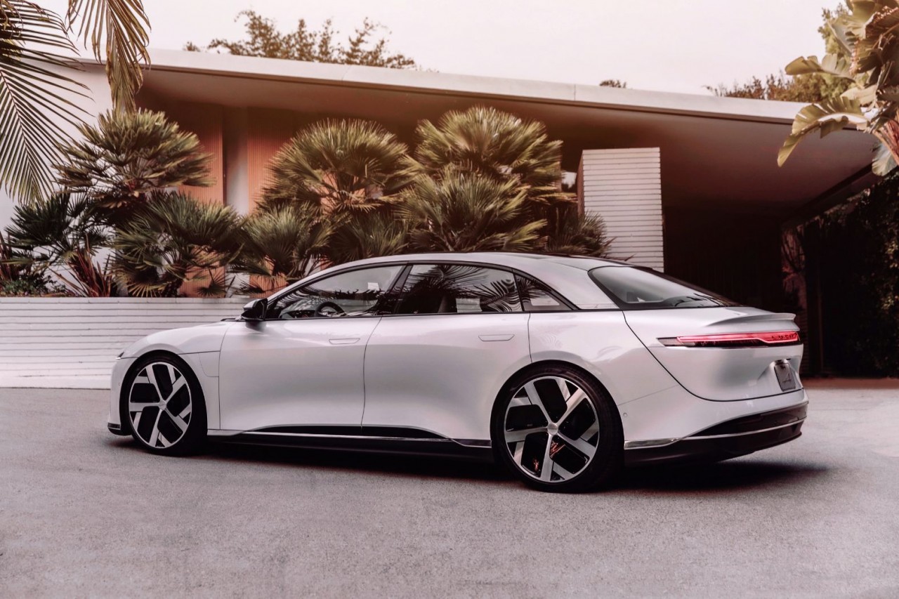 Xe điện Lucid Air mạnh 1.000 mã lực chính thức xuất xưởng