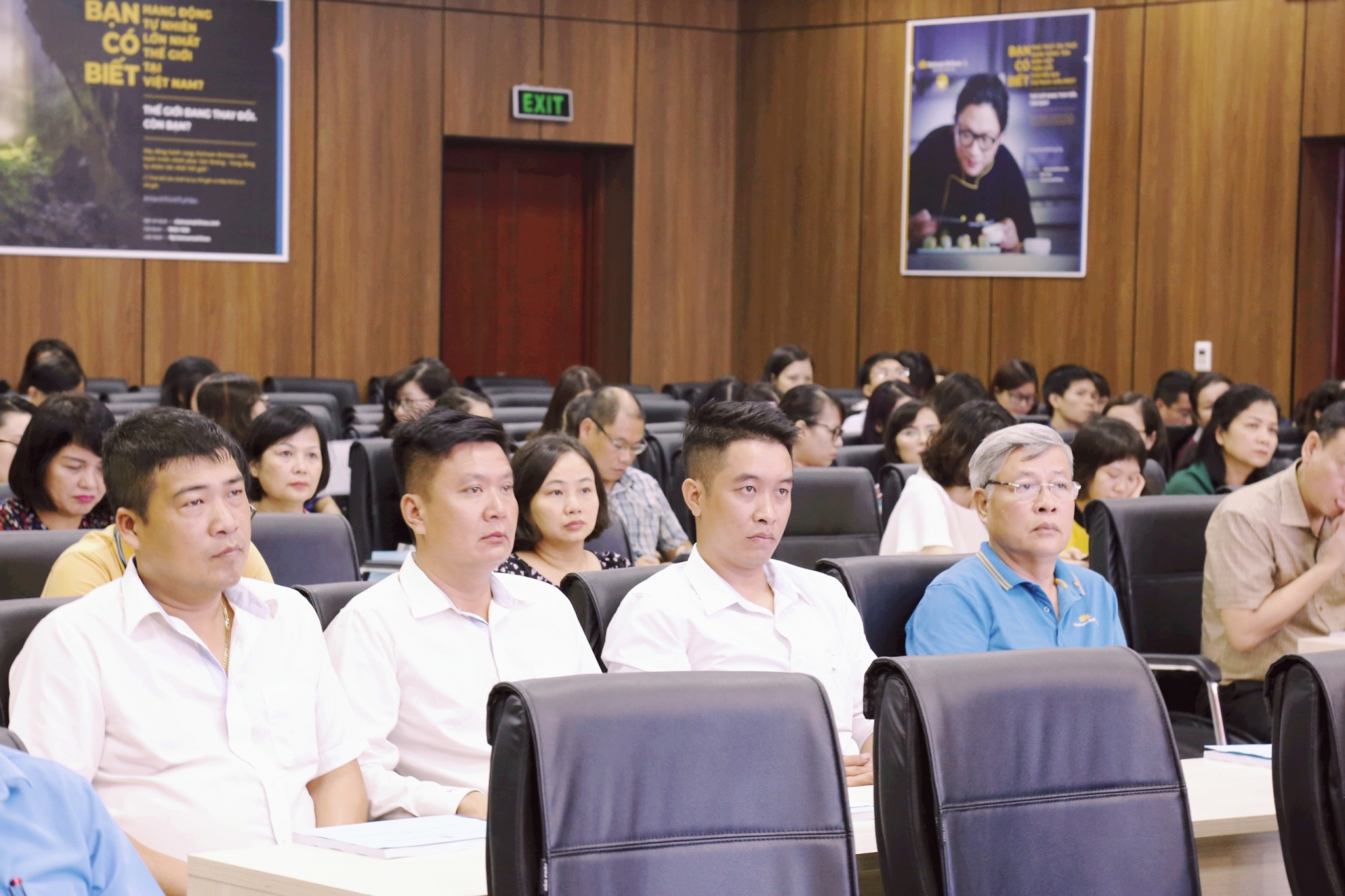 nang cao chat luong to chuc quan ly doan vien nghiep vu cua can bo cong doan