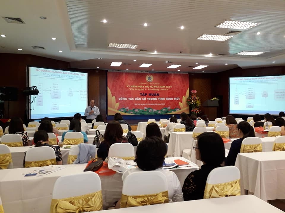 Tập huấn công tác dân số cho CĐCS, trang bị kỹ năng mềm cho nữ cán bộ nhân viên y tế tap huan cong tac dan so cho cdcs trang bi ky nang mem cho nu can bo nhan vien y te