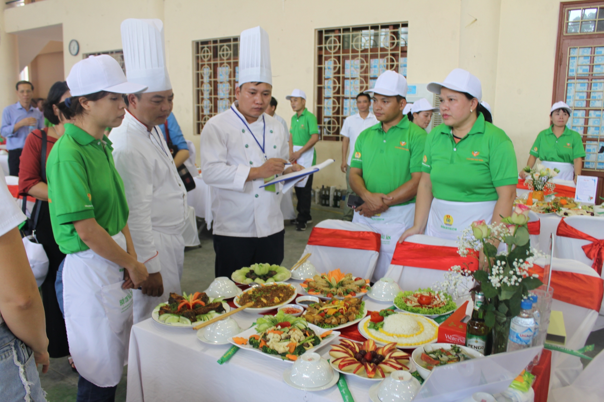 Hội thi nấu ăn nâng cao chất lượng bữa ăn ca cho người lao động ngành Công Thương hoi thi nau an nang cao chat luong bua an ca cho nguoi lao dong nganh cong thuong
