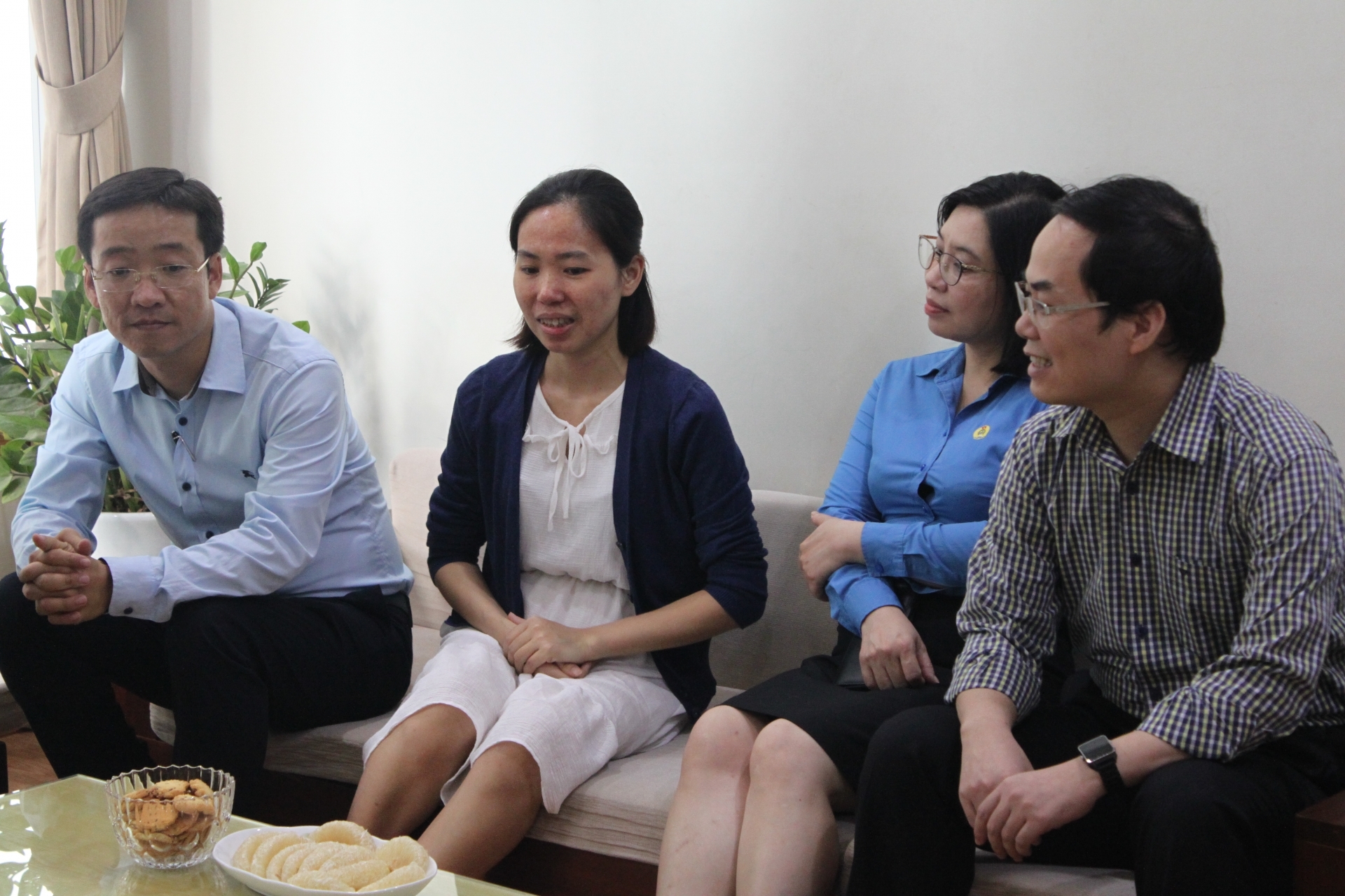 Hết mình vì người bệnh, Blouse trắng cần được xã hội chung tay bảo vệ het minh vi nguoi benh blouse trang can duoc xa hoi chung tay bao ve