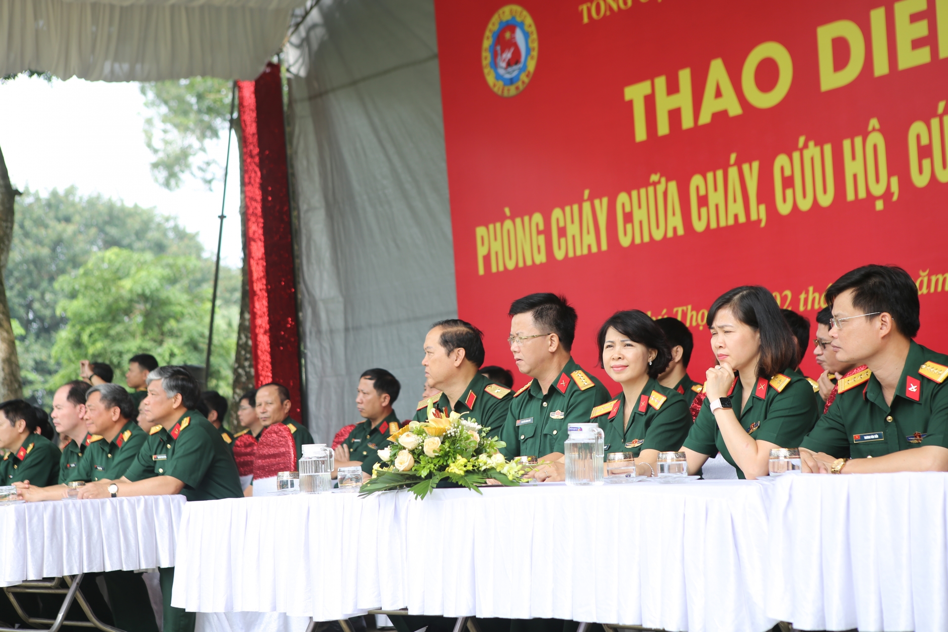 Thao diễn phòng cháy chữa cháy và cứu nạn, cứu hộ trong các doanh nghiệp quốc phòng Thao diễn phòng cháy chữa cháy và cứu nạn, cứu hộ trong các doanh nghiệp quốc phòng
