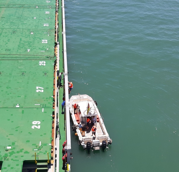 Đề xuất giảm 50 - 70% lệ phí hàng hải hoặc mức phí để hỗ trợ thuyền viên về nước Đề xuất giảm 50 - 70% lệ phí hàng hải hoặc mức phí để hỗ trợ thuyền viên về nước