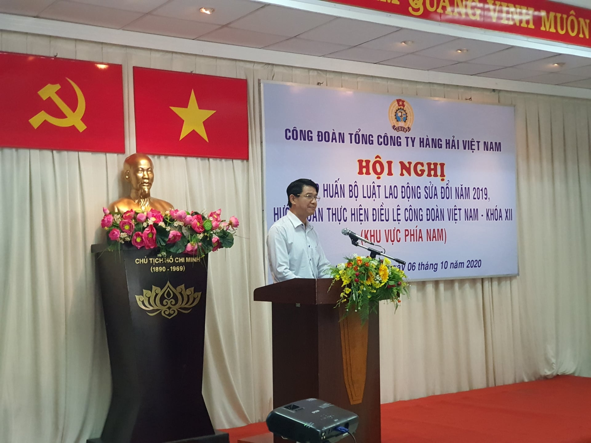 Đưa nhiều phụ cấp kèm lương để thu hút nhân lực thuyền viên Đưa nhiều phụ cấp kèm lương để thu hút nhân lực thuyền viên