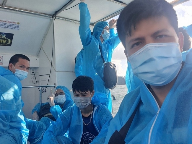 “Khi biết mình mắc Covid-19, người đầu tiên em nghĩ đến là mẹ” “Khi biết mình mắc Covid-19, người đầu tiên em nghĩ đến là mẹ”