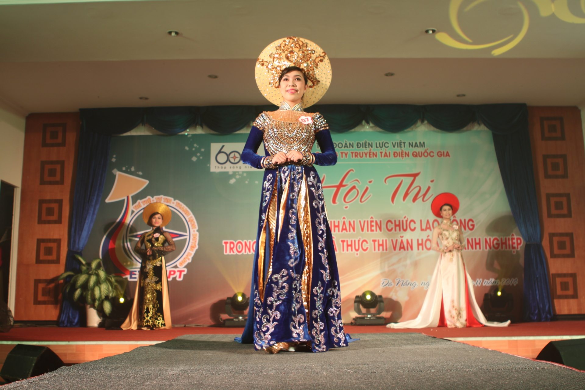 guong sang nganh dien phai yeu lam nghe phai manh