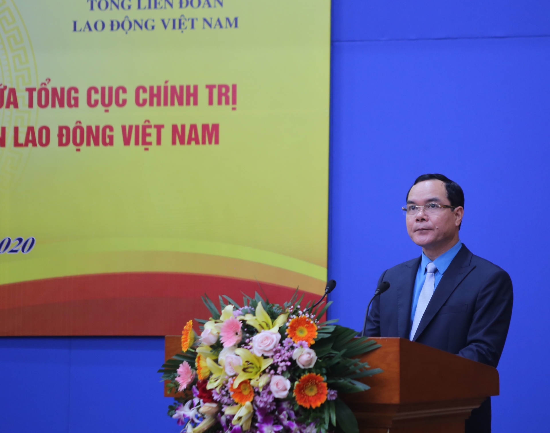 Nâng cao hiệu quả của tổ chức Công đoàn trong Quân đội Nâng cao hiệu quả của tổ chức Công đoàn trong Quân đội