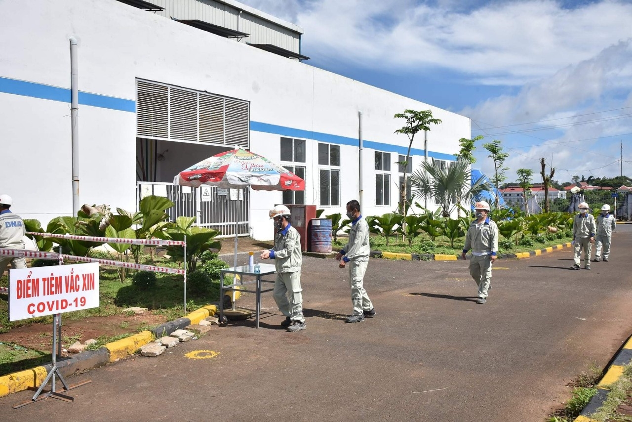 Phát triển nhờ các chính sách chăm lo người lao động Phát triển nhờ các chính sách chăm lo người lao động