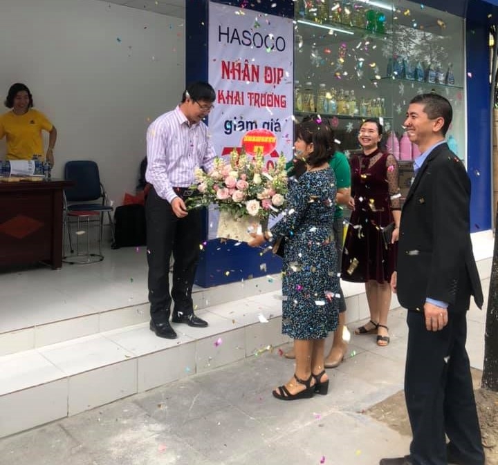 Hàng Việt, giảm giá sâu 30% hưởng ứng Chương trình “Phúc lợi cho đoàn viên công đoàn” hang viet giam gia sau 30 huong ung chuong trinh phuc loi cho doan vien cong doan