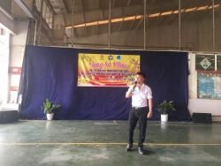 huong ung chuong trinh bao ve blouse trang bao ve quyen loi can bo nhan vien y te