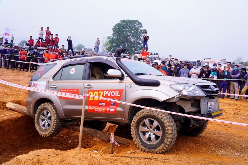 PVOIL VOC 2021: Cầu gỗ đường 9 - 