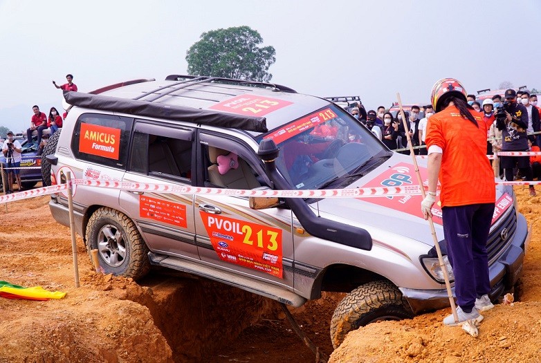 PVOIL VOC 2021: Cầu gỗ đường 9 - 