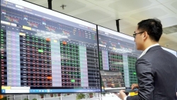 Thị trường đối mặt với bài toán chốt lời