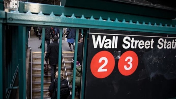 Chứng khoán Mỹ tăng điểm khi nỗi lo về khủng hoảng ngân hàng dịu bớt