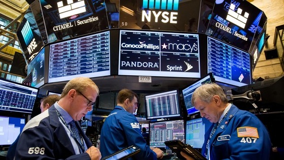 Căng thẳng ngành ngân hàng Mỹ hạ nhiệt kéo chứng khoán Mỹ không ngừng lên điểm