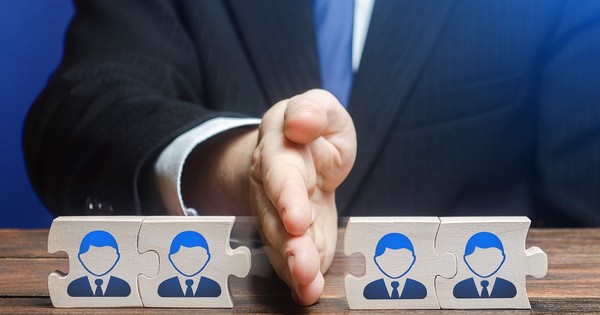 Nhiều doanh nghiệp "mạnh tay" cắt giảm nhân sự trong bối cảnh kinh doanh kém sắc