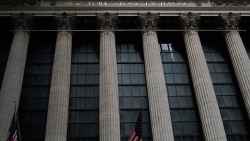 Chứng khoán Mỹ mất điểm vì nỗi lo lãi suất tăng cao