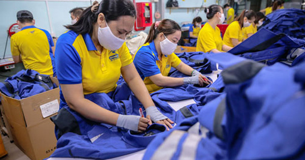 Nhu cầu tuyển công nhân tăng từ 54% đến 90% Nhu cầu tuyển công nhân tăng từ 54% đến 90%