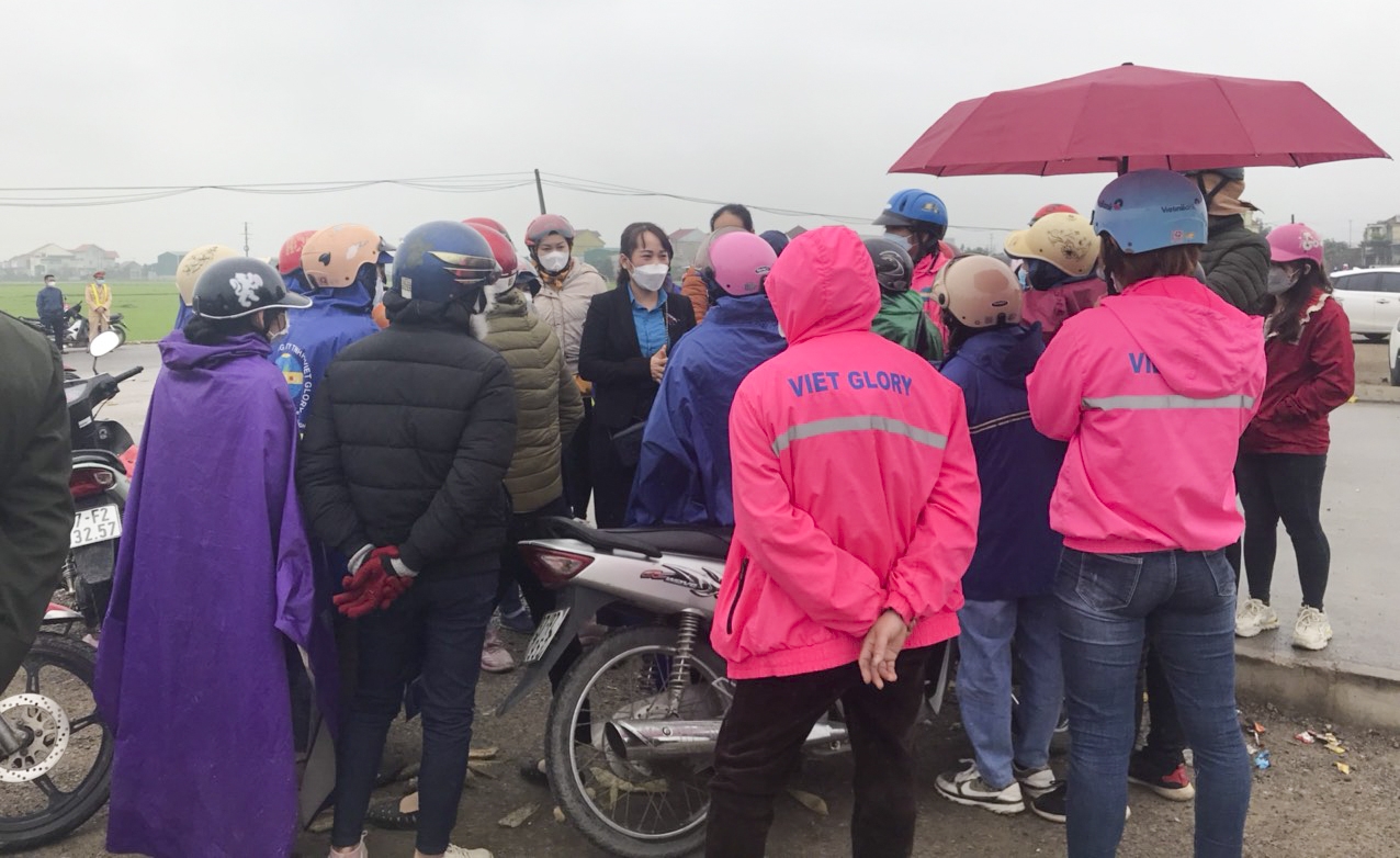 Công đoàn Nghệ An nỗ lực giải quyết đình công tại Công ty TNHH VietGlory Công đoàn Nghệ An nỗ lực giải quyết đình công tại Công ty TNHH VietGlory