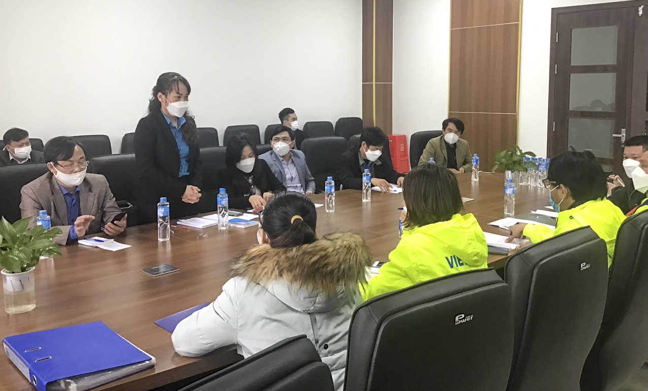 Công đoàn Nghệ An nỗ lực giải quyết đình công tại Công ty TNHH VietGlory Công đoàn Nghệ An nỗ lực giải quyết đình công tại Công ty TNHH VietGlory