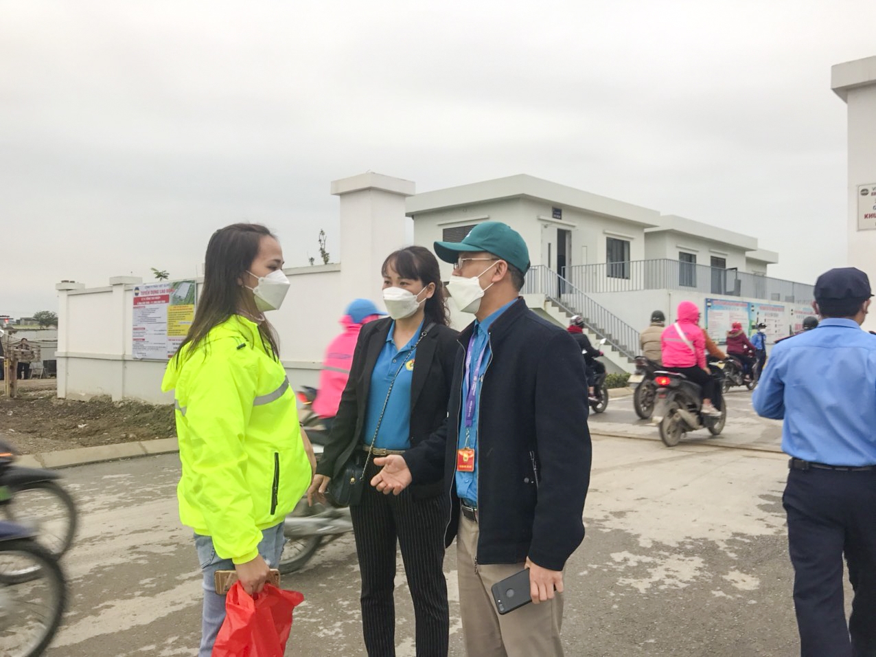 Công đoàn Nghệ An đón 5000 công nhân đi làm trở lại Nghệ An: Công nhân Công ty Viet Glory đã đi làm trở lại