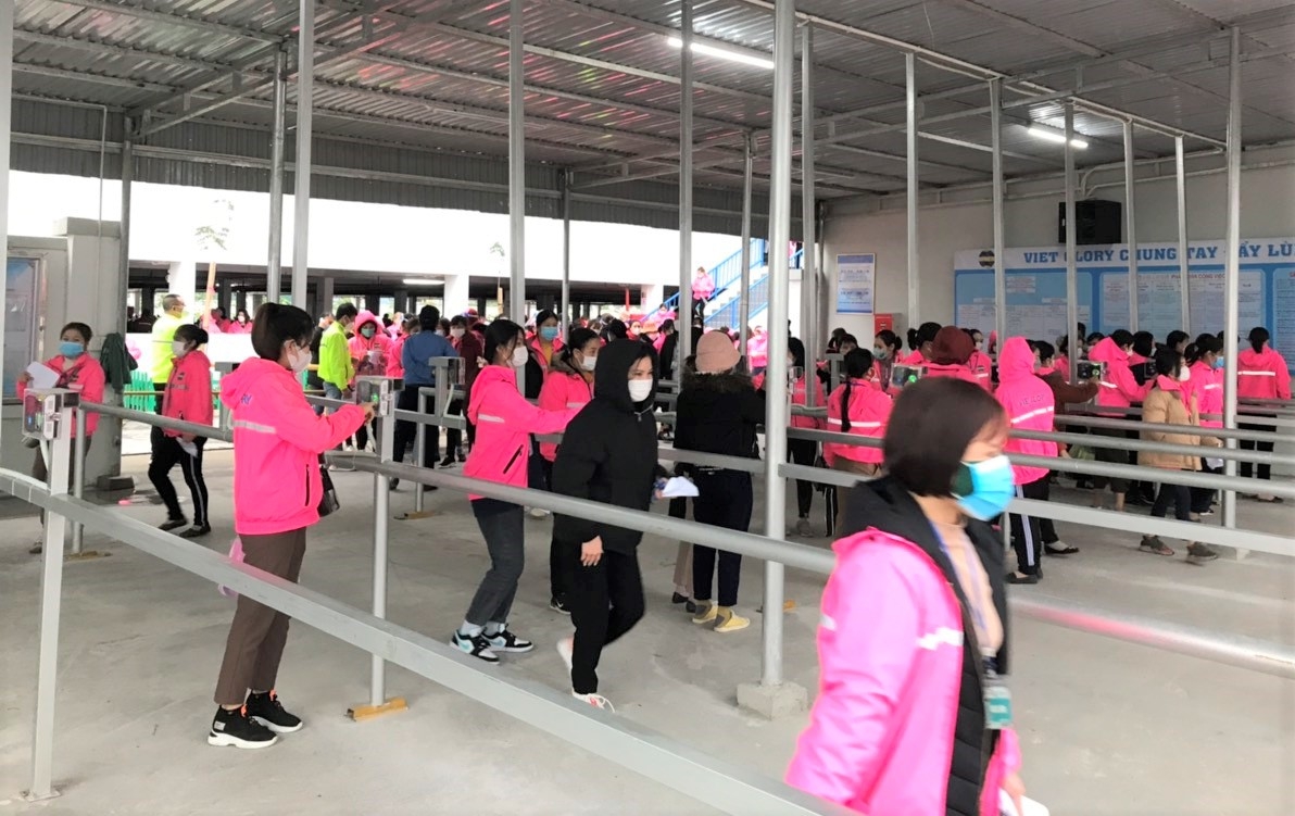 Công đoàn Nghệ An đón công nhân Công ty Viet Glory đi làm trở lại Công đoàn Nghệ An đón công nhân Công ty Viet Glory đi làm trở lại