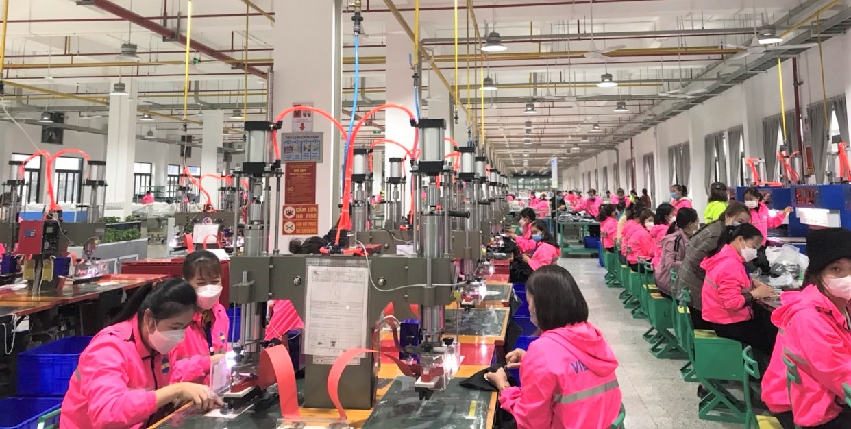 Công đoàn Nghệ An đón công nhân Công ty Viet Glory đi làm trở lại Công đoàn Nghệ An đón công nhân Công ty Viet Glory đi làm trở lại