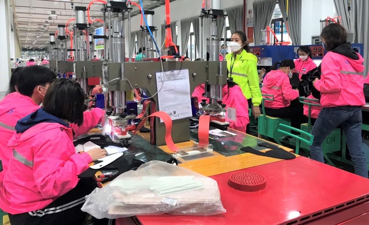 Công đoàn Nghệ An đón công nhân Công ty Viet Glory đi làm trở lại Công đoàn Nghệ An đón công nhân Công ty Viet Glory đi làm trở lại