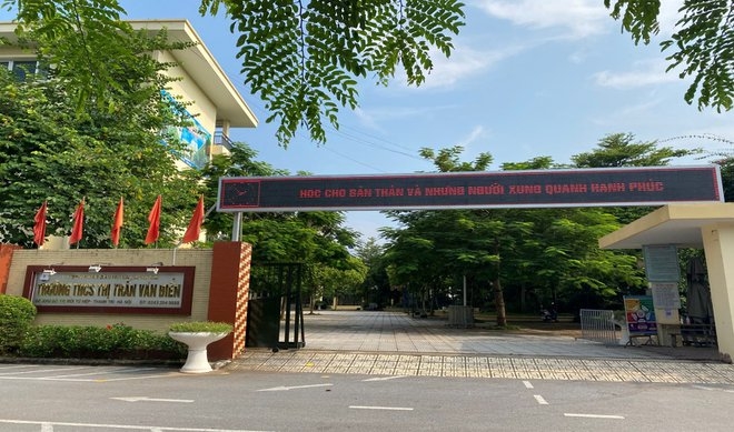 Giáo viên bức xúc vì bị trừ thi đua do mắc Covid-19