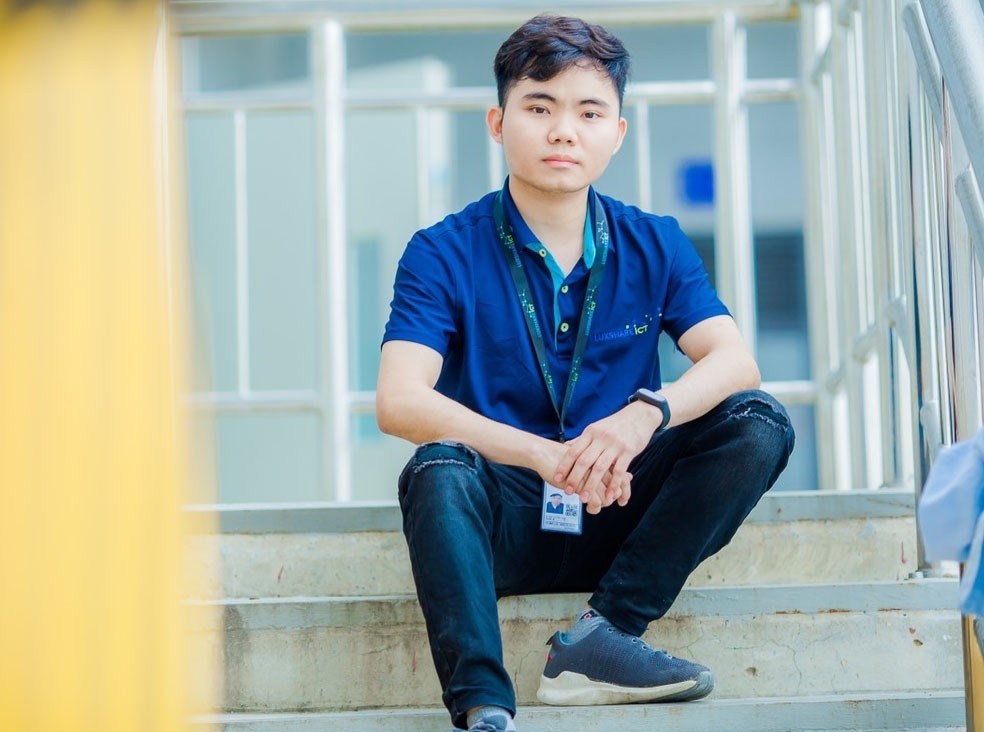 Đồng phục tươi trẻ của hơn 5.000 người lao động Công ty Luxshare – ICT  Nghệ An 1