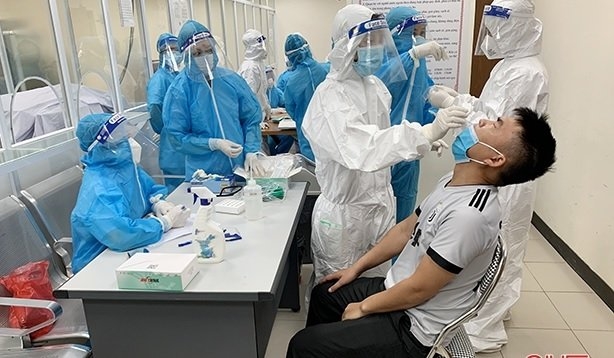 Nghệ An, Hà Tĩnh: Các doanh nghiệp tăng cường thực hiện các giải pháp cấp bách để phòng chống dịch