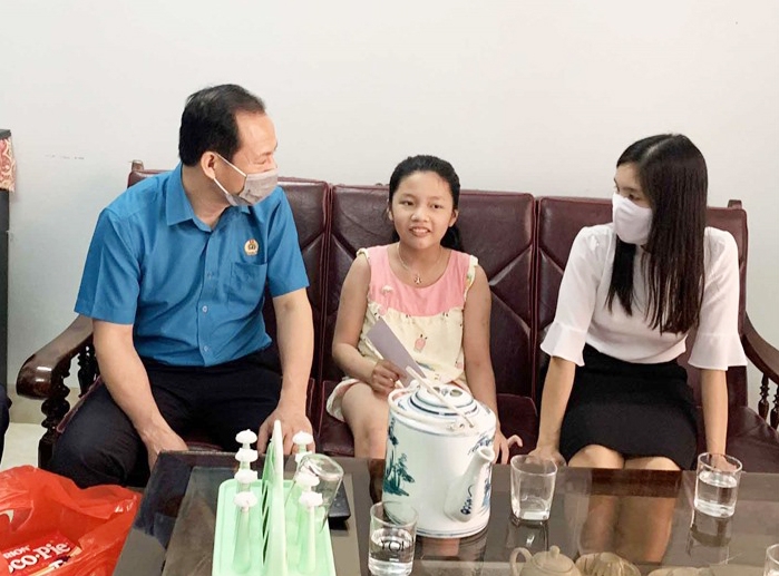 Vai trò của đội ngũ CNVCLĐ trong sự nghiệp công nghiệp hóa, hiện đại hóa quê hương Thanh Hóa Vai trò của đội ngũ CNVCLĐ trong sự nghiệp công nghiệp hóa, hiện đại hóa quê hương Thanh Hóa