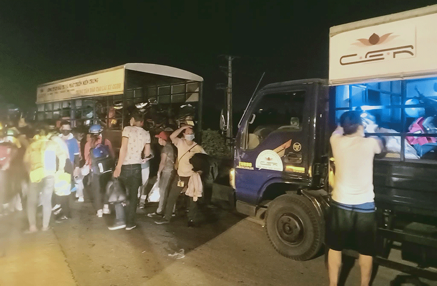 Công đoàn Nghệ An tích cực hỗ trợ người lao động trong khu cách ly